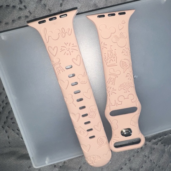 Disney Magical Kingdom Watch Bands 42/44MM - Picture 10 of 16